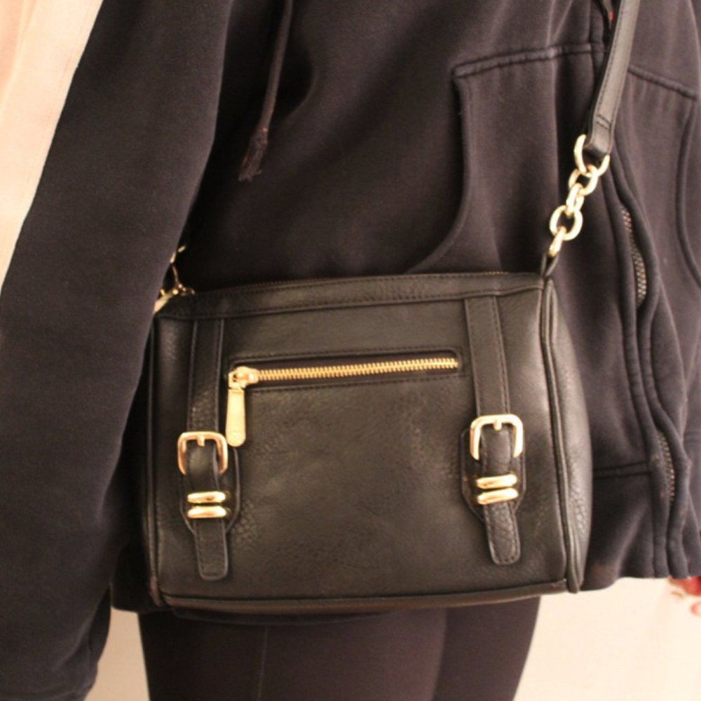 💫CHARMING CHARLIE💫 Strappy Black Crossbody Bag